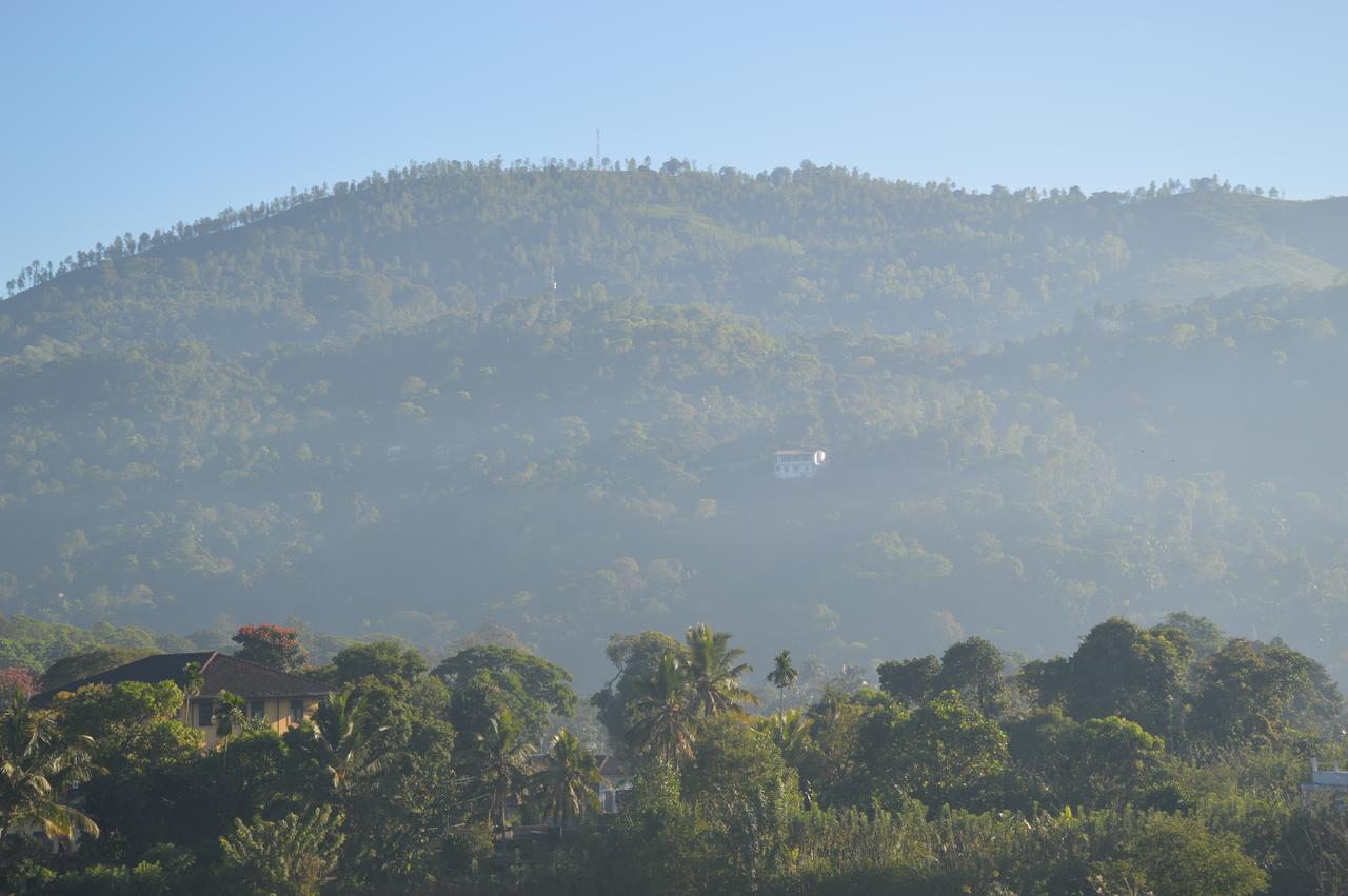 Weligama Holiday Inn Badulla Εξωτερικό φωτογραφία