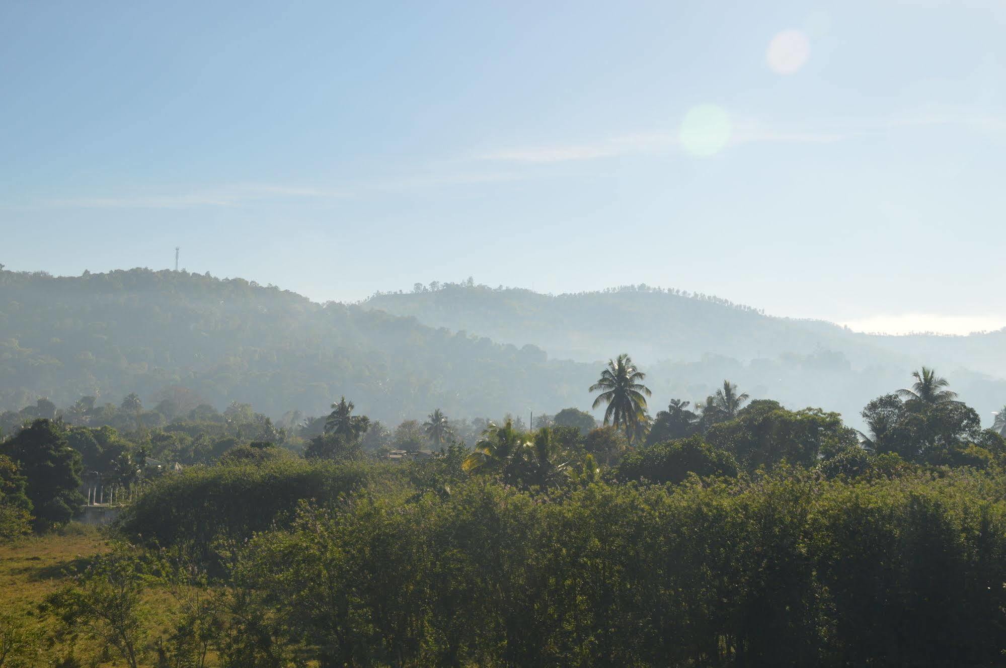 Weligama Holiday Inn Badulla Εξωτερικό φωτογραφία